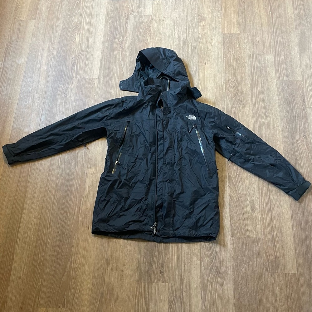 The North Face Rain Coat - Men’s Large - Like New